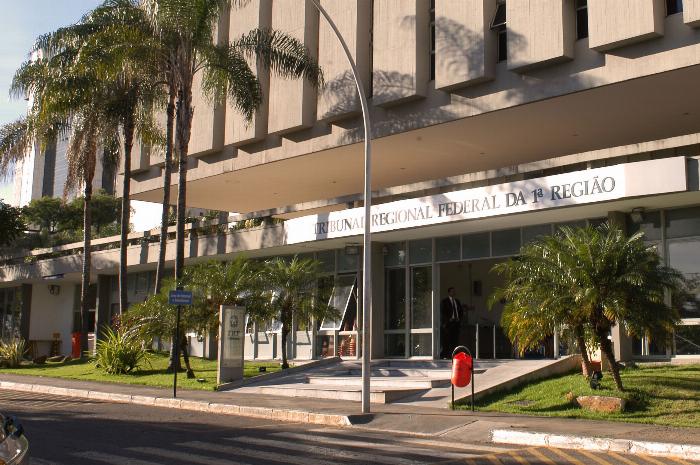 TRF1 -  Concedida pensão por morte à companheira de ex-servidor público.
